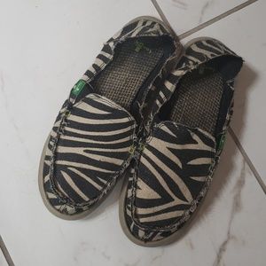 Zebra Sanuk